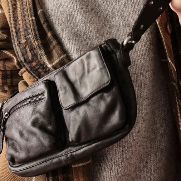 NWT Free People Wade Leather Sling Bag - Picture 4 of 16